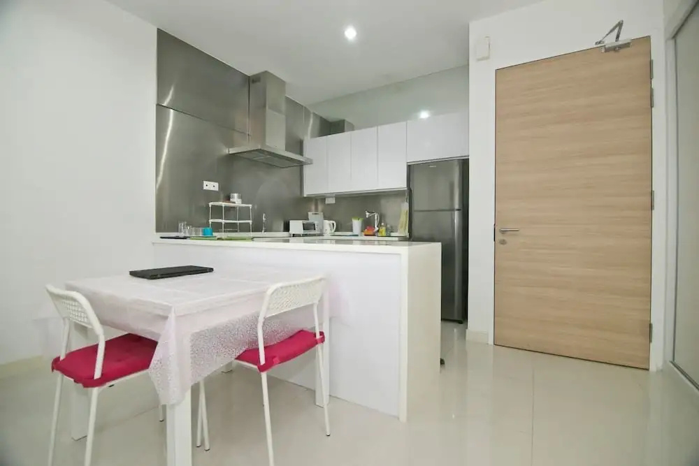 Spacious Suite Next to Nexus & Capri Bangsar South