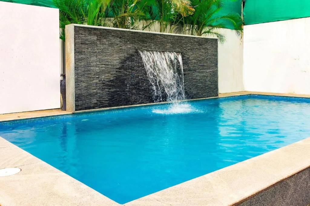FabHotel The X and Z Calangute
