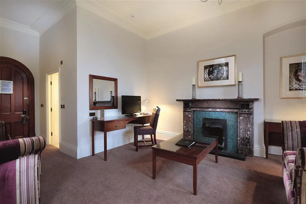 Macdonald Kilhey Court Hotel
