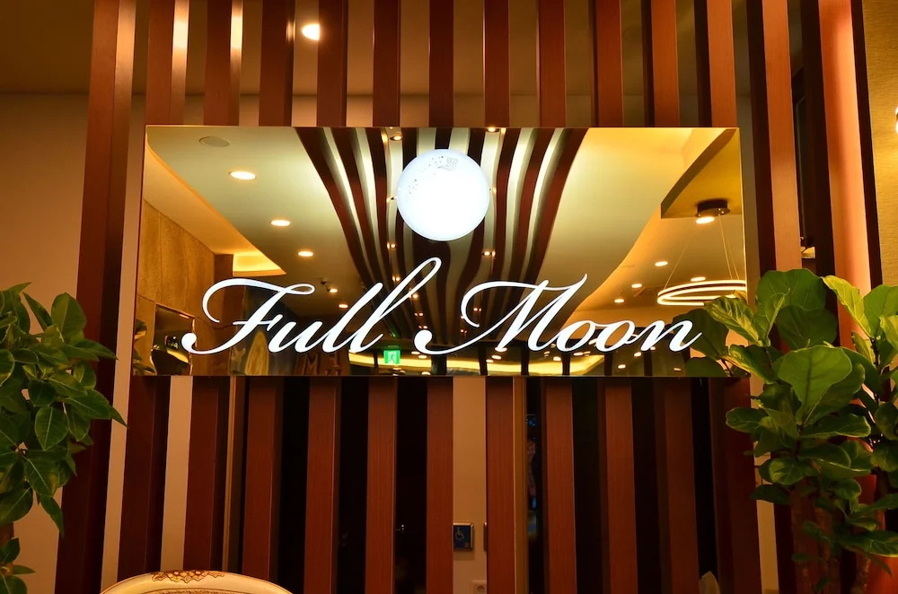 Full Moon Hotel