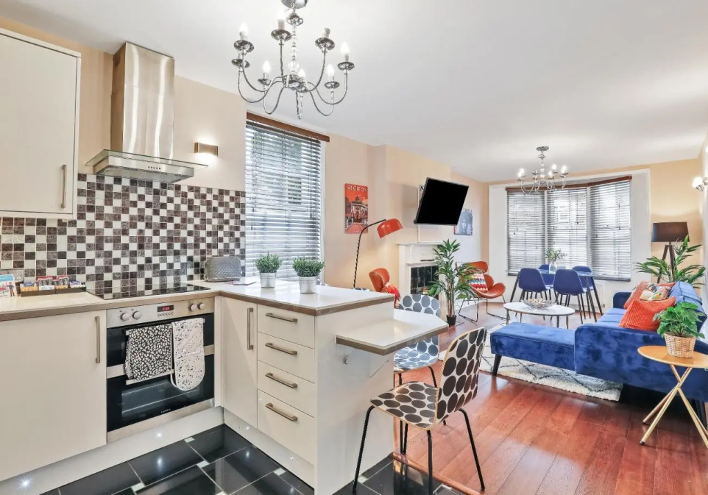 Central Lanes Pad | By My Getaways | Free parking for one car