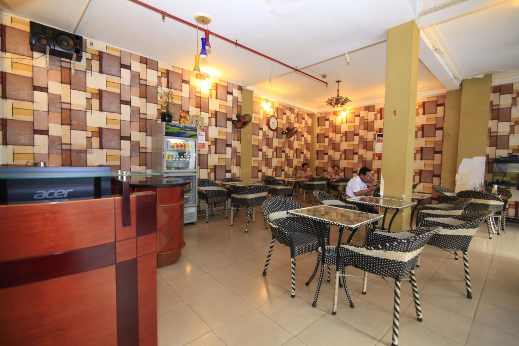 Truong Giang Hotel