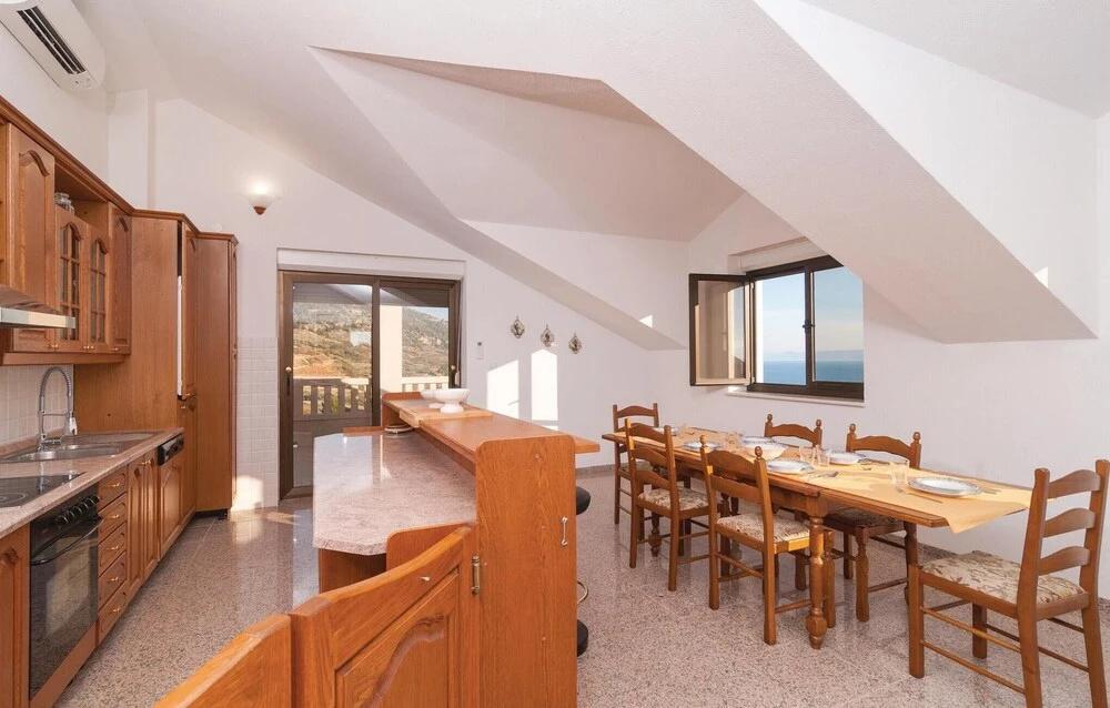 Awesome Apartment in Bol With 2 Bedrooms and Wifi