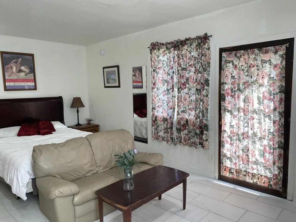Comfy Private Unit in LA