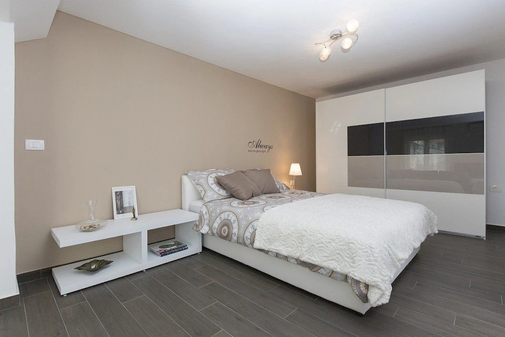 Apartment Leni
