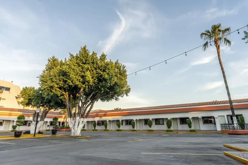 La Siesta Hotel