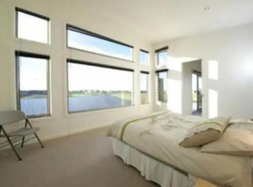 19 Glen Eagles Close