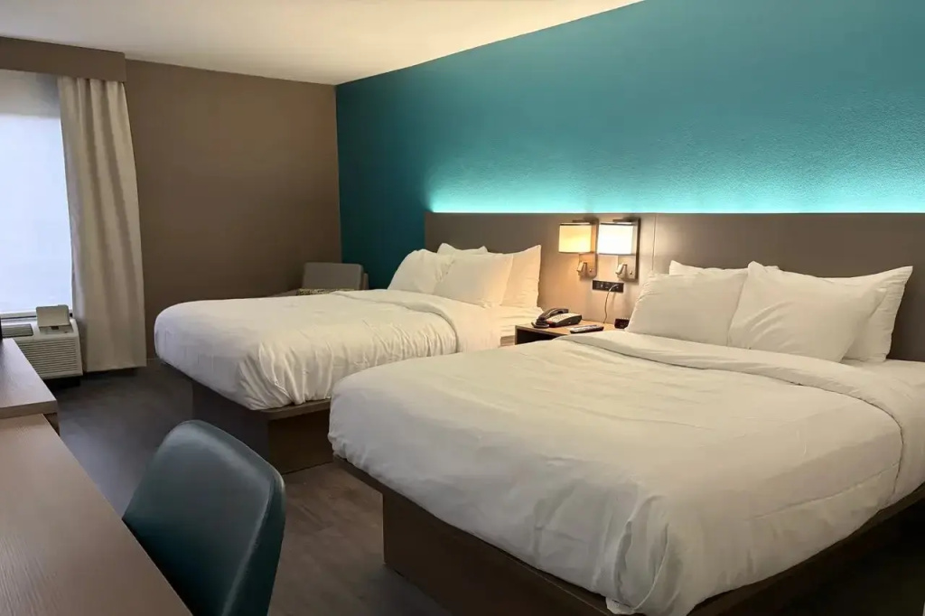 Holiday Inn Gainesville-Lanier Centre