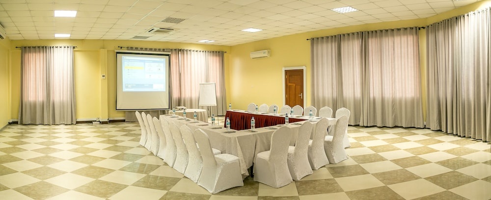 Kebby's Hotel