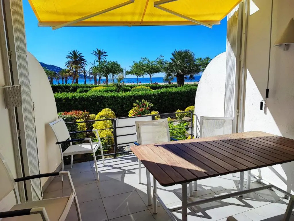 Apartament OASIS B3 Roses