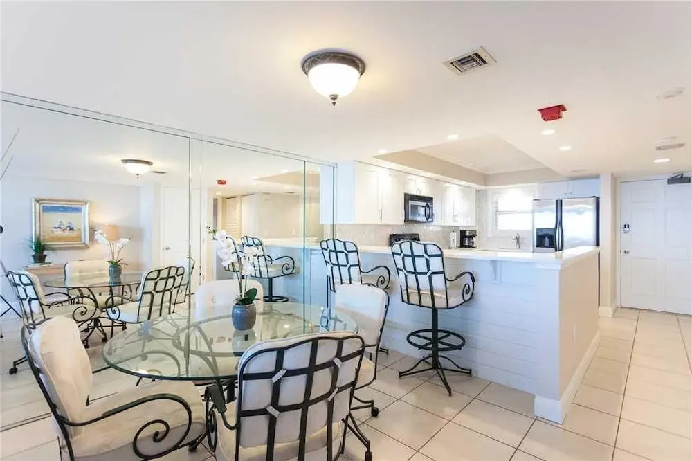 Shores Club 1002 - Two Bedroom Condo
