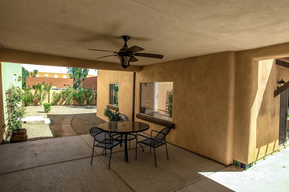Presidio - 6 Bedroom Home - Scottsdale