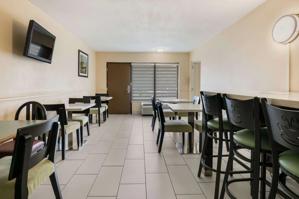 Quality Inn & Suites Mt Chalet