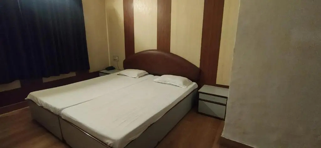 Hotel Samrat