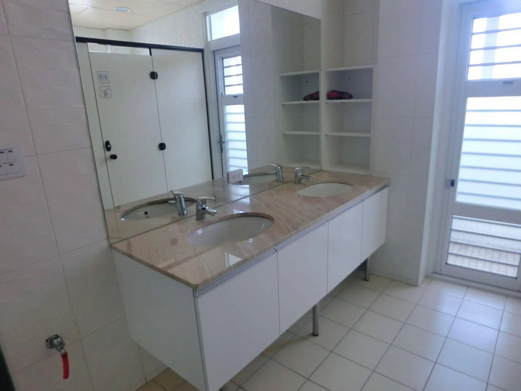 Easy Inn International Hostel