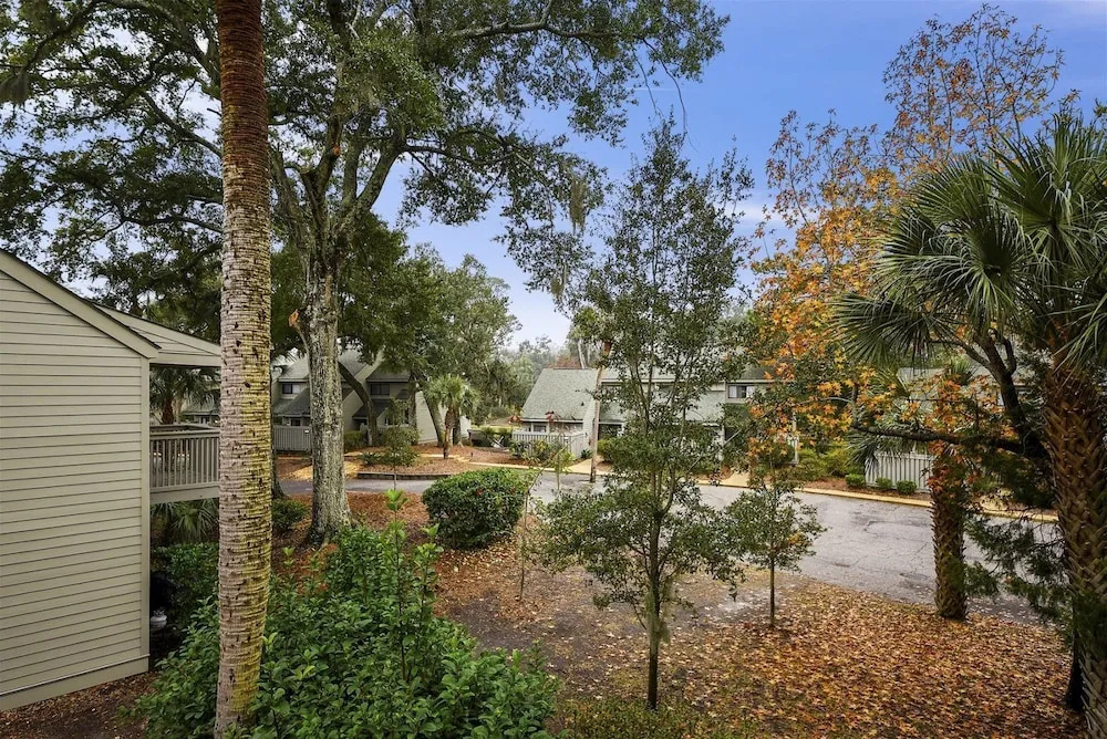 Ocean Cove 835