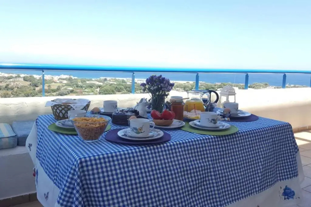 Villa Clio, Incredi..Blue view of Mediterranean