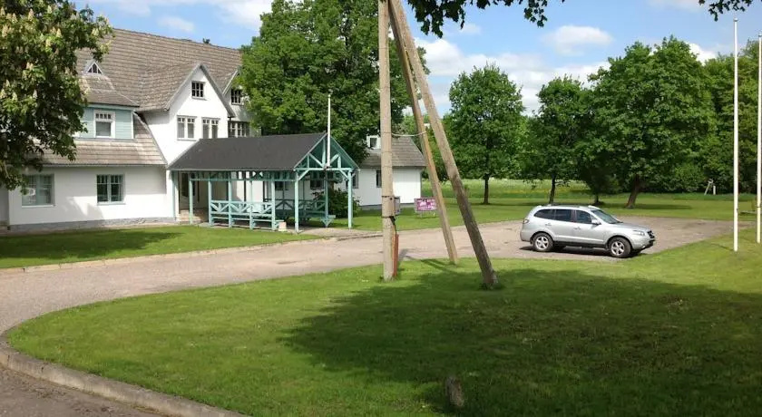 Tahula Guest House