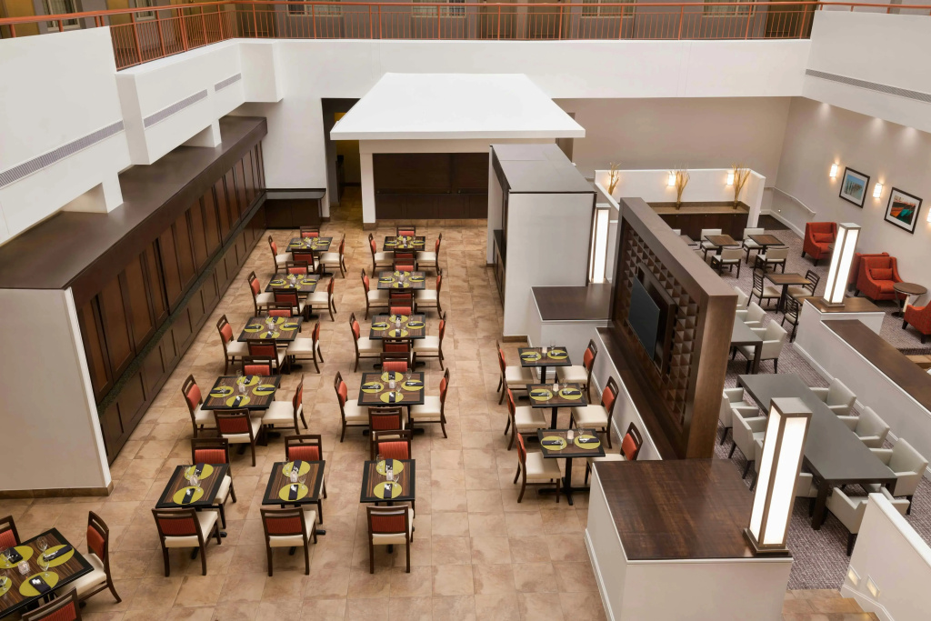DoubleTree by Hilton Doha Old Town