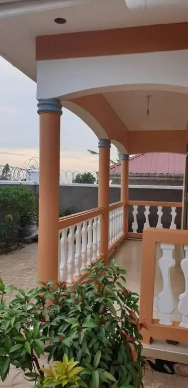 Kinene Residence Motel - Garuga Road, Entebbe