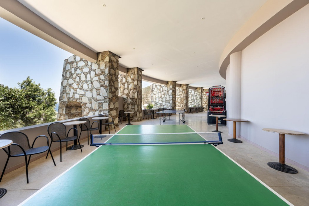 Athina Palace Resort & Spa