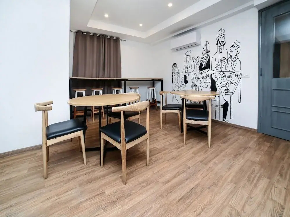 Townhouse Gomti Nagar By OYO Rooms