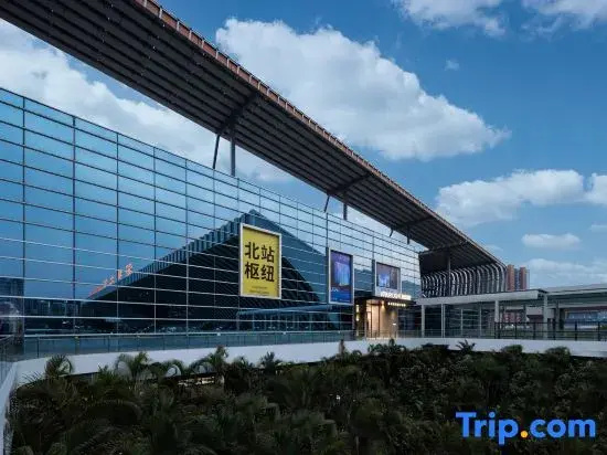 Atour Light Hotel Shenzhen North Railway Station Subway Station