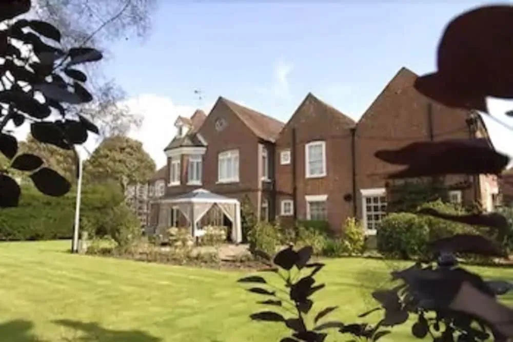 Newtown House Hotel