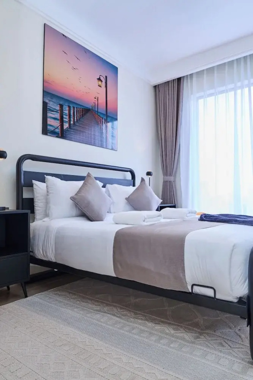 Ivory By Edmor Suites