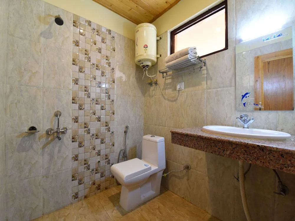 OYO 14349 Hotel HMG