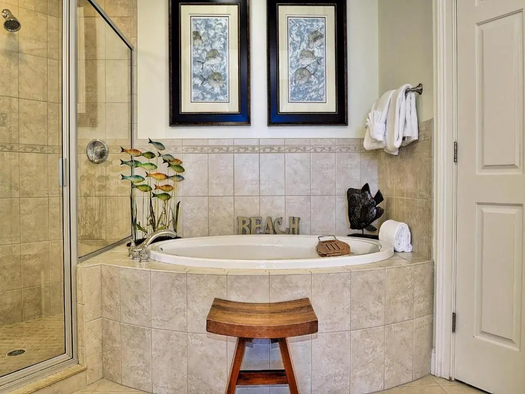 Bay Harbor 303
