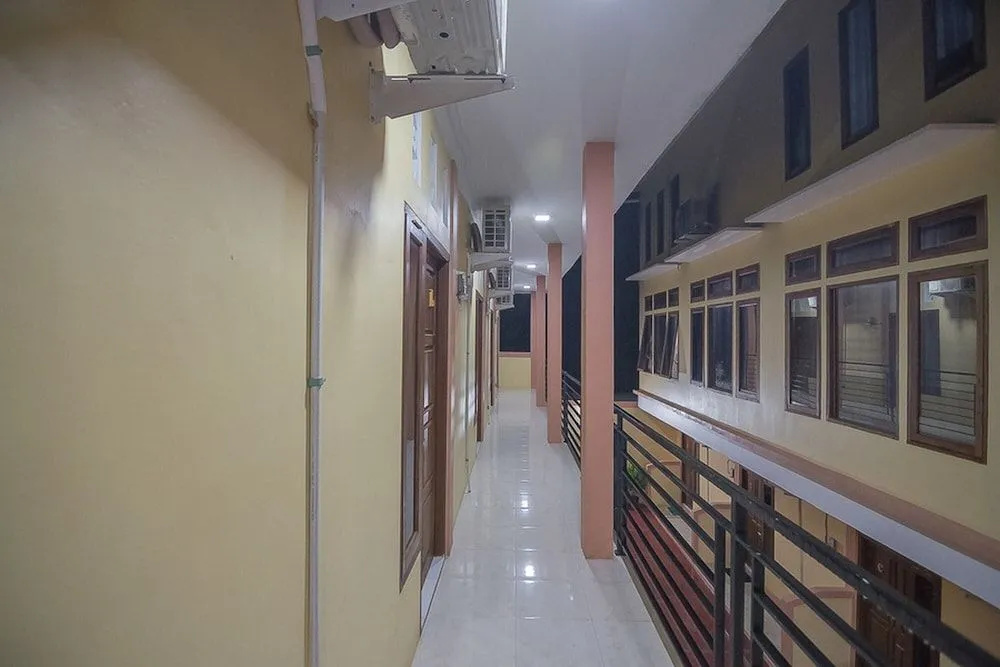 RedDoorz near RSUD Dr Abdul Aziz Singkawang