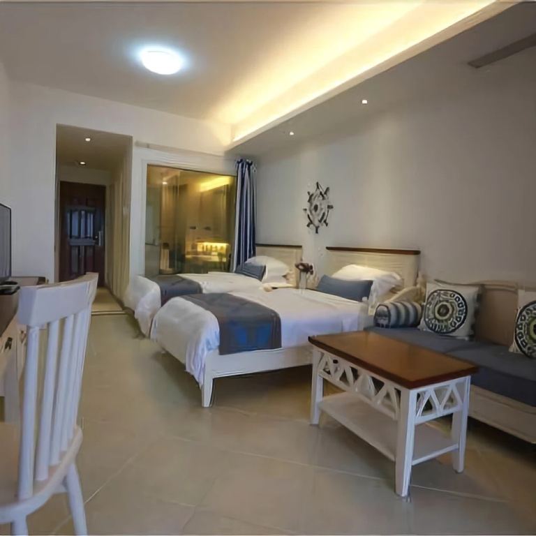Fenghuang Shanshui Hongwan Sea View Holiday Hotel