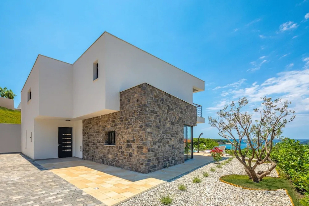 Sun Dance Luxury Villas Resort