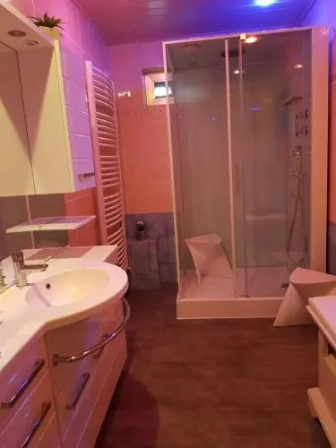 Whirlpool Suite Marrakesch-Lounge