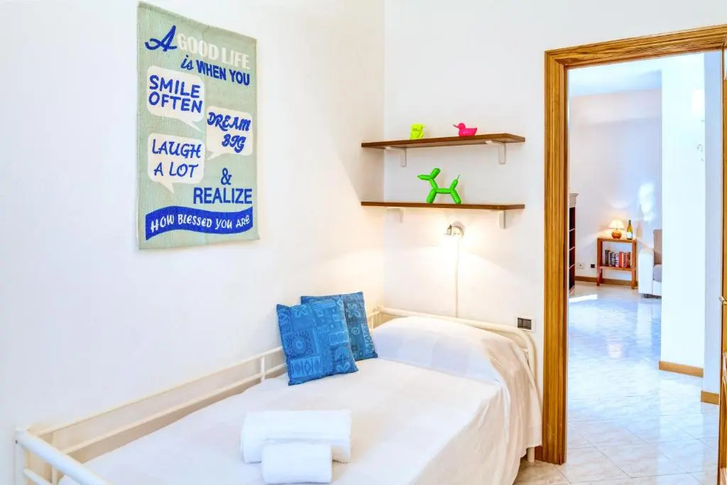 LUIGINA House - Check in at Via Giuseppe Garibaldi n 104