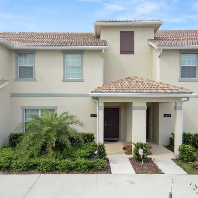 4819 Fantastic 4BD Storey Lake Resort