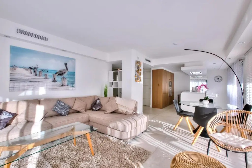 REF 1147 - Cannes Center - Apartment for rent