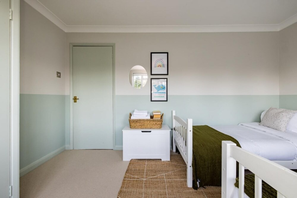 The Wycombe House - Inviting 5bdr House With Garden