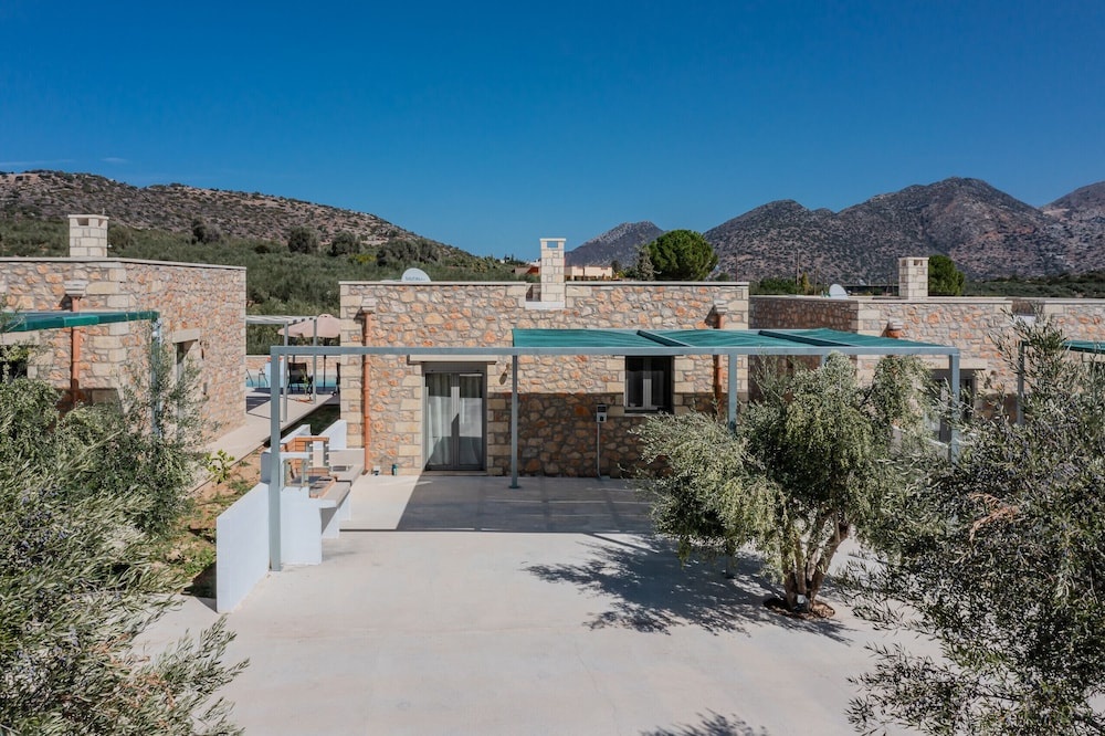 Melidoni Villas