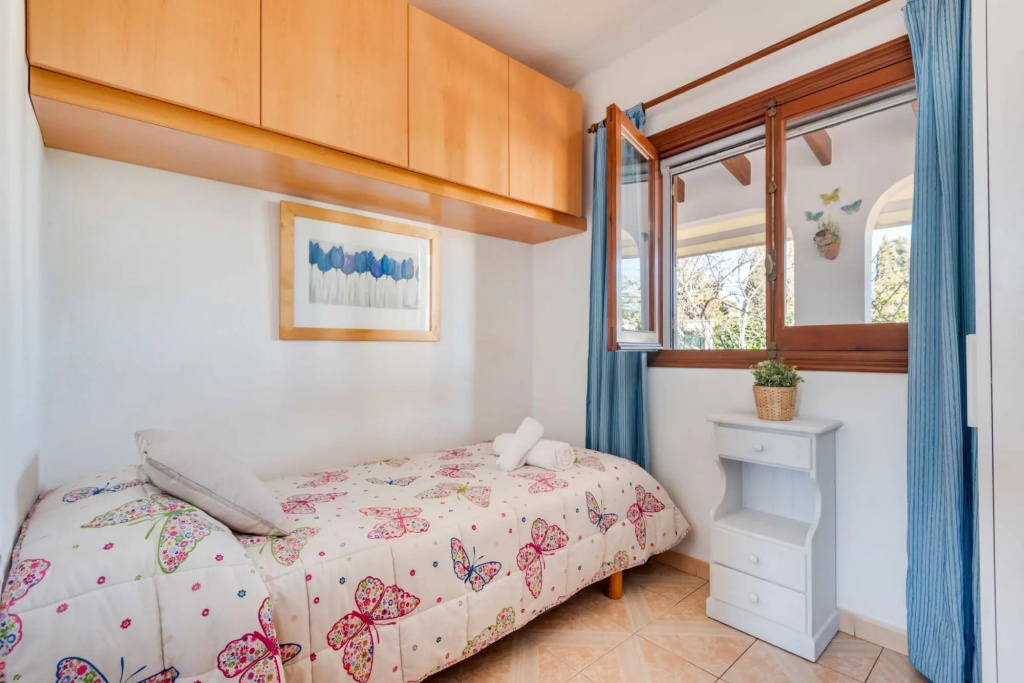 Villa Mari Large Private Pool Walk to Beach A C Wifi Car Not Required - 3051