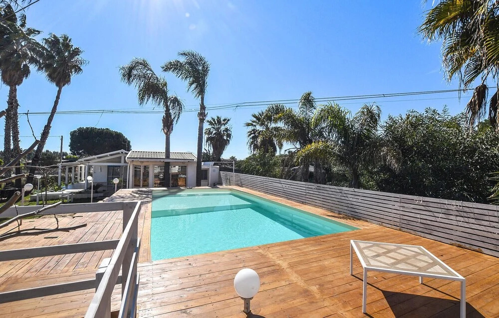Nice Home in Scicli With 4 Bedrooms, Wifi and Outdoor Swimming Pool