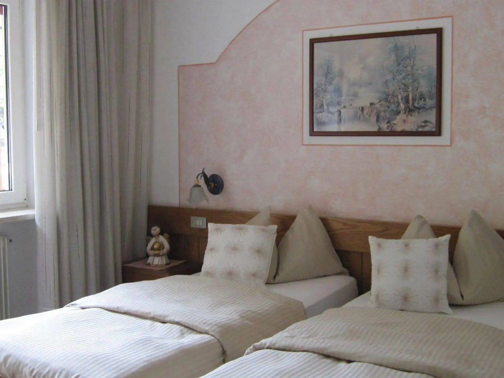 Hotel Azola
