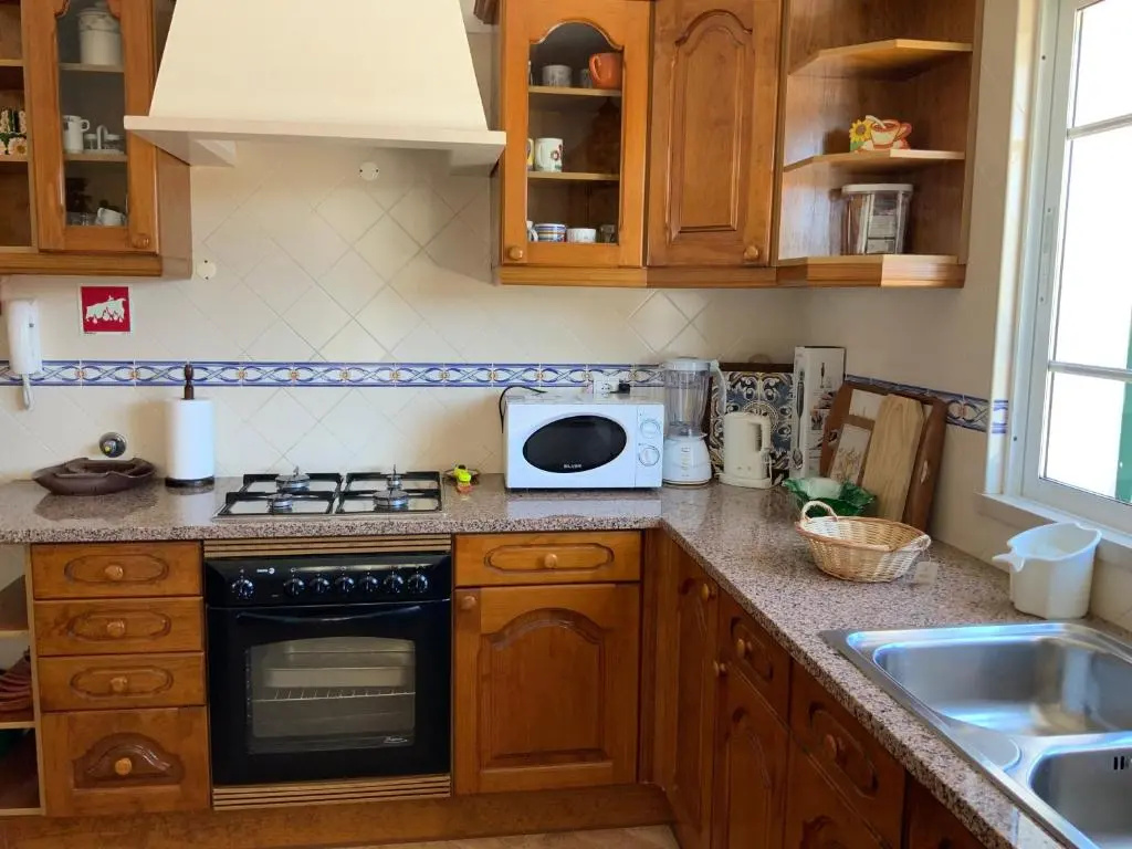Guest House Alfarrobeiras