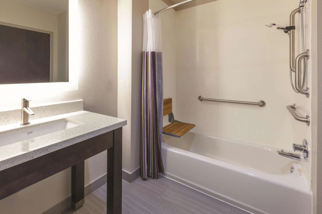 La Quinta by Wyndham Terre Haute