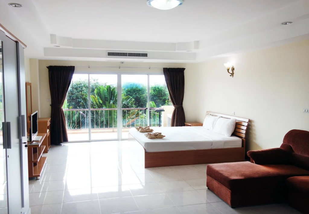 Replica Resort