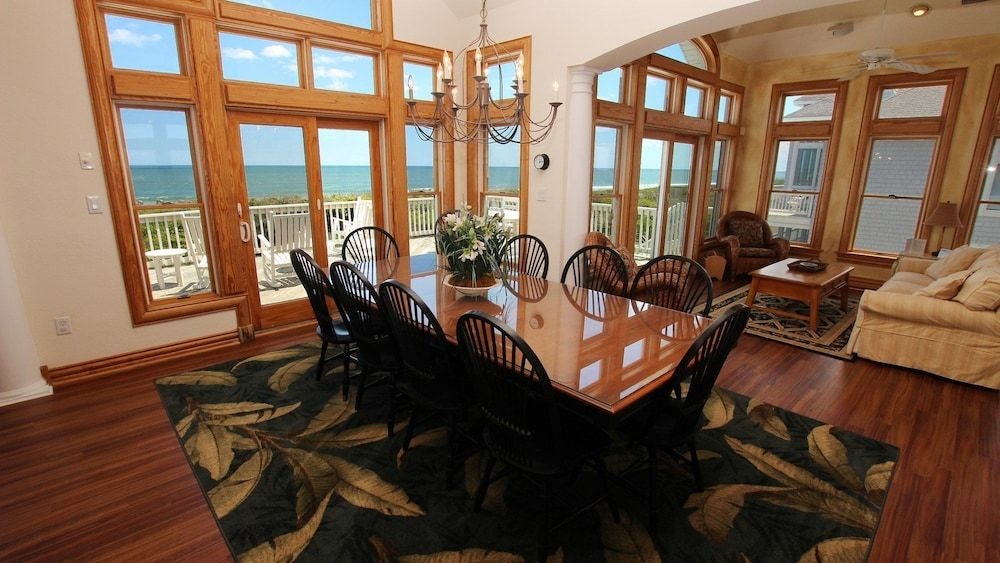 Right On The Beach 265 - 8 Br Home