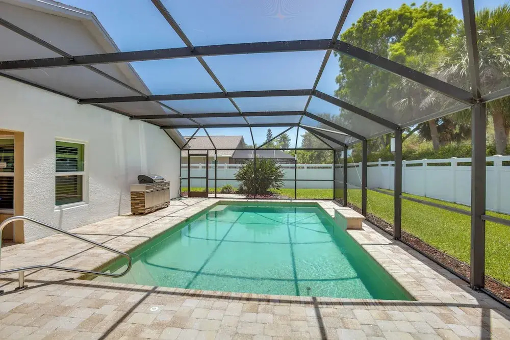5 Mi to Fort Myers Beach: Home w/ Heated Pool!