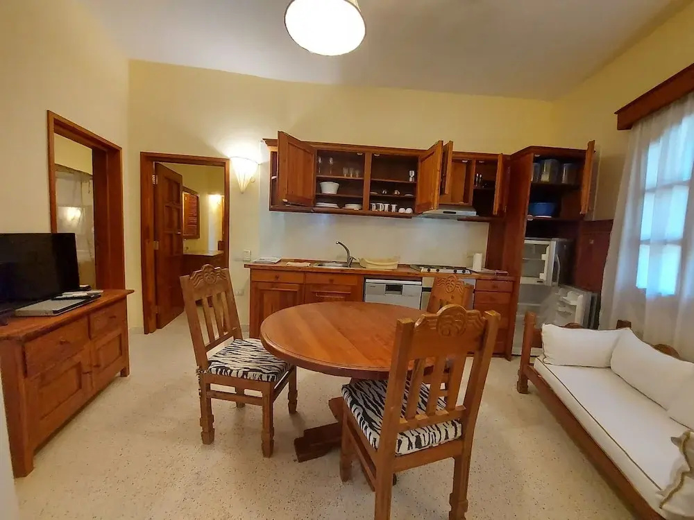 Tembo Court Apartment
