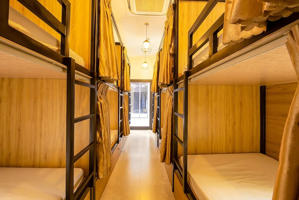 Fan House Hostel